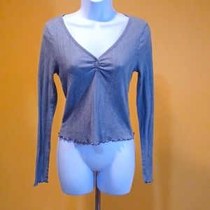 Wild Fable Gray Pullover 2 button Ruched top Size M